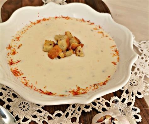 Prikaz postopka priprave česnove juhe