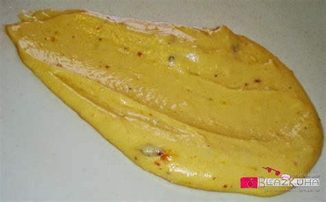 pečen česen in maslo kot namaz