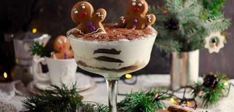 Tematski božični tiramisu