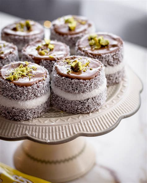 Narezan kos čokokokosove tortice