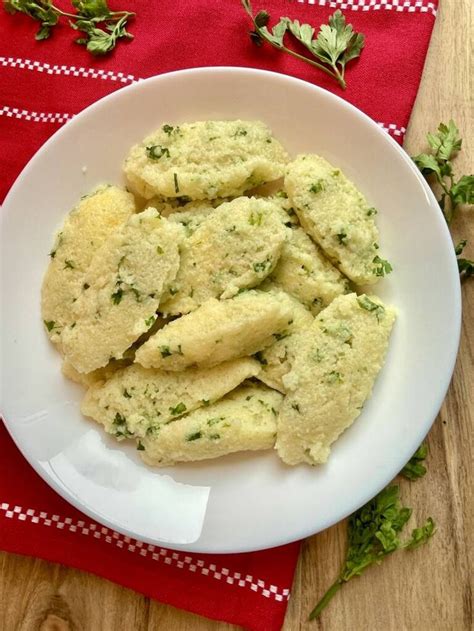 Infographic: 1-3-6 ratio for semolina dumplings