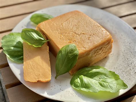 sestavine za kremni veganski sir iz kuhane čičerike