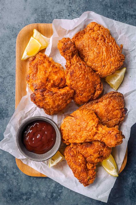 Thematic photo of crispy fried chicken