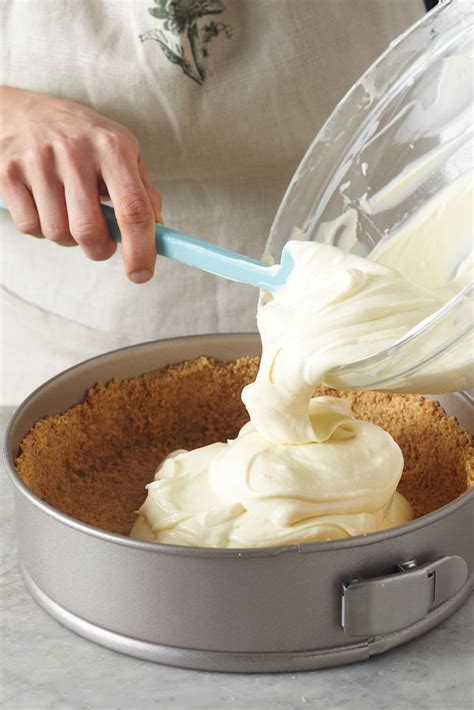 Step-by-step photos of making cheesecake batter