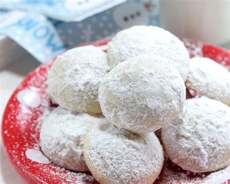 Snežne kepe z orehi in pomarančo