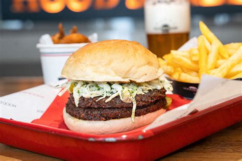 fotografija Hood Chick burgerja