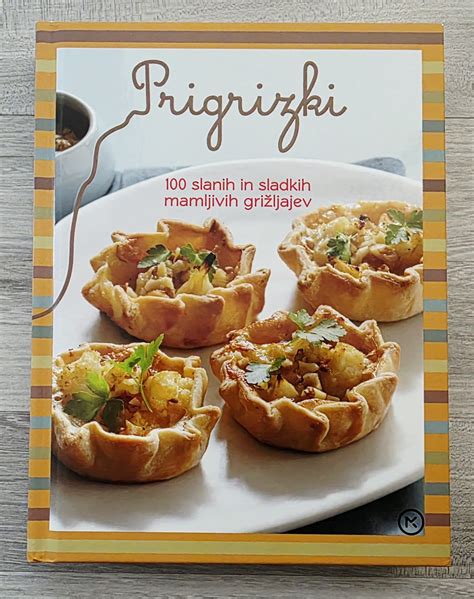 Tematska fotografija špinačnih palačink (sladkih in slanih)