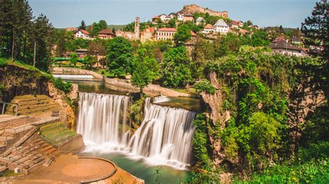 Slika kruhovih palčk za namakanje v jajce