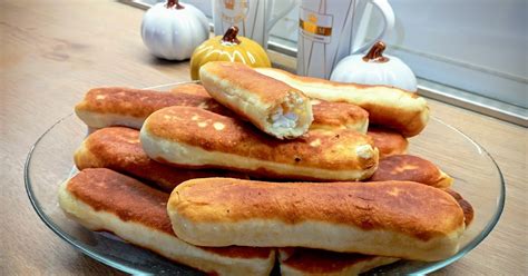 Različne piroške, pečene in ocvrte