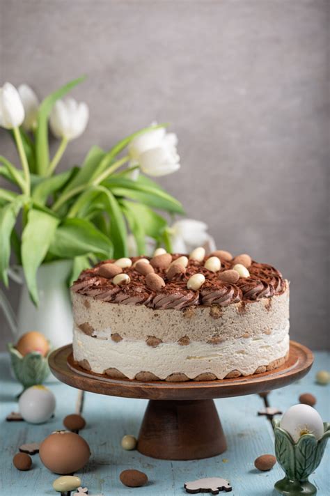 Fotografija čokoladno-piškotne torte brez peke