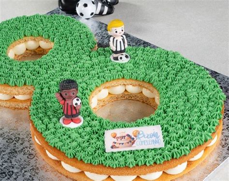 Tematska otroška torta z risanimi junaki