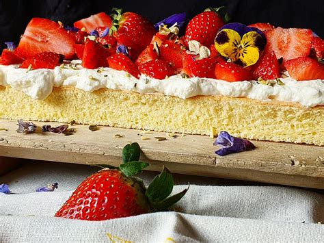 Shema mavrične torte s presenečenjem v sredini