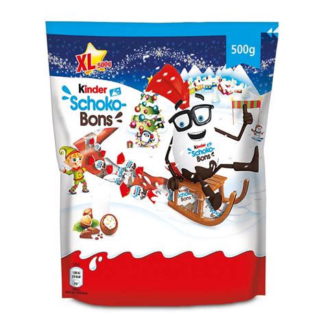fotografija čokoladnega peciva z M&M’s bonboni