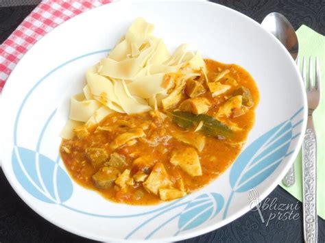 Omaka iz pečenega piščanca