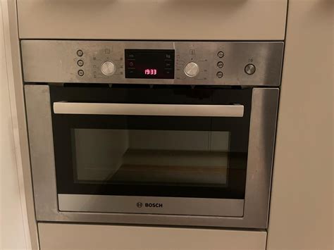 Shema različnih metod odtajevanja živil (soba temperatura, hladilnik, hladna voda, mikrovalovna pečica).