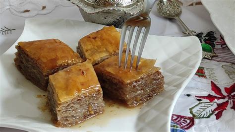 Končni izdelek: pečena in prelivana jabolčna baklava