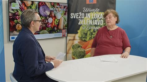Infografika sezonske zelenjave, primerne za pripravo džuveča