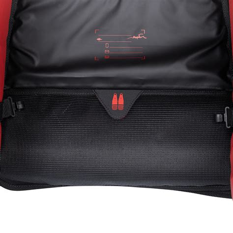 Primer rastlin, zaščitenih s senčno mrežo