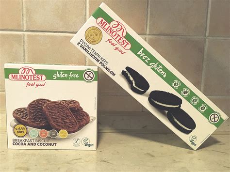 Pakiranje veganskih piškotov Mlinotest Feel Good v Hoferju