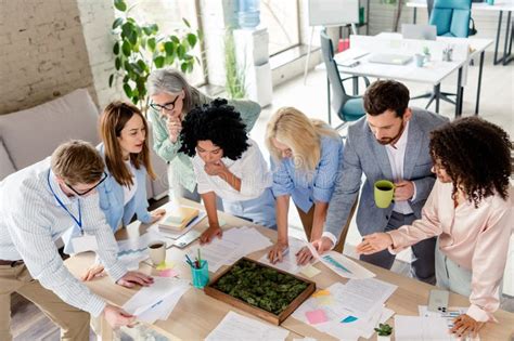 Thematic photo of public sector employees collaborating