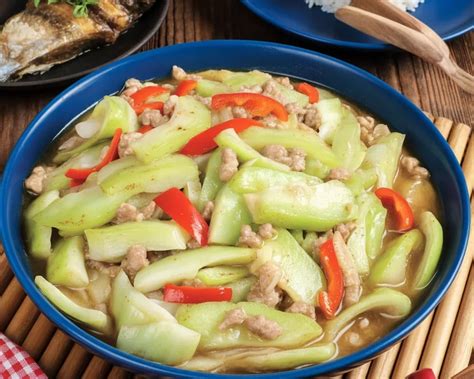 Thematic photo of chayote with strong flavors like garlic and peppers