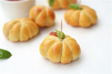 Buhtlji v obliki bučk