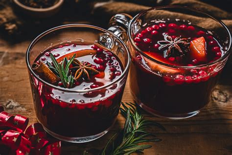 Tematska fotografija punč kroglic s kokosom